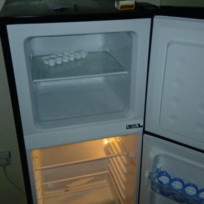 VON VART-19DHS DOUBLE DOOR FRIDGE 138L