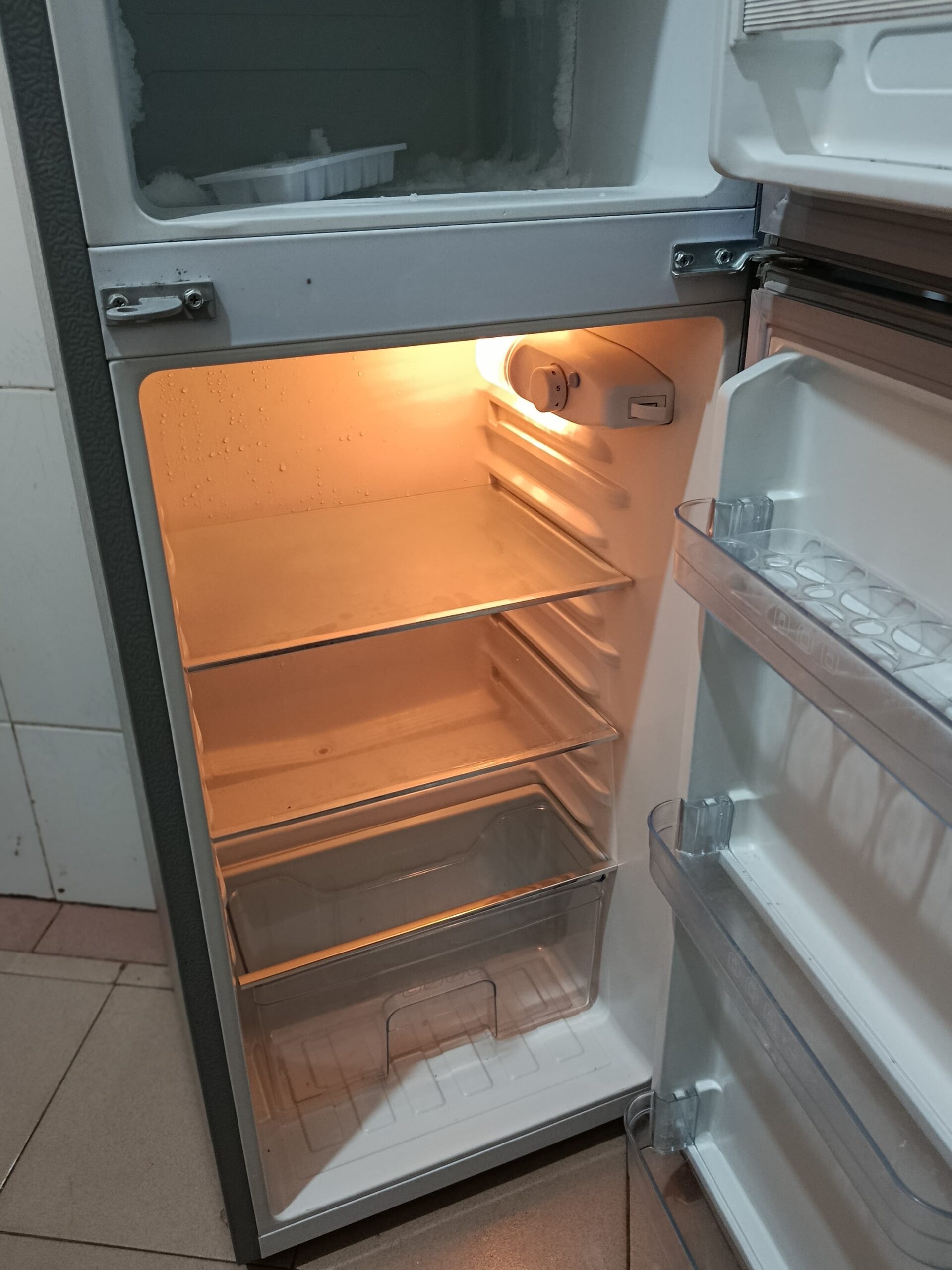 Ramtons 128L Double Door Fridge