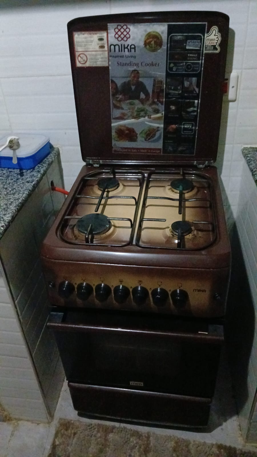 Clean Brown 4 Burner Mika Cooker