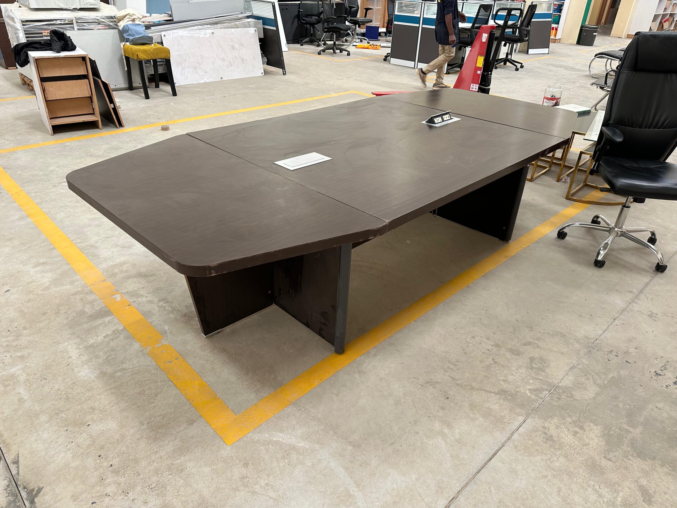 Premium Adjustable Boardroom Table