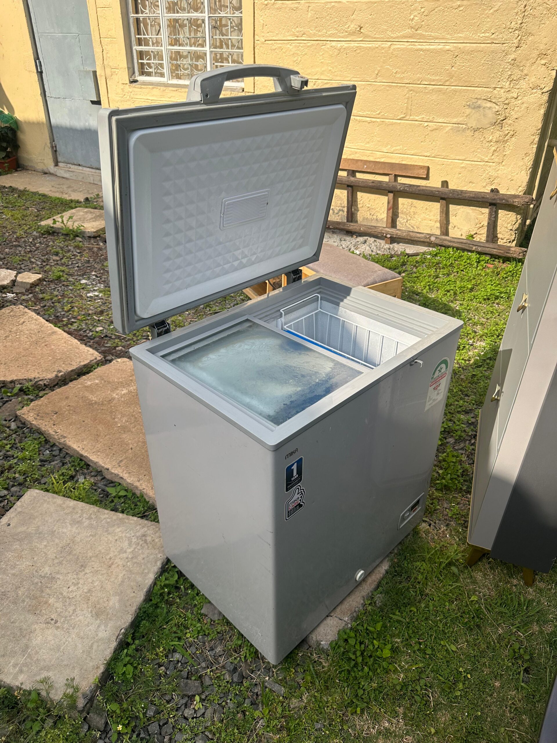 Mika 150L Deep Freezer 2 Mika 150L Deep Freezer