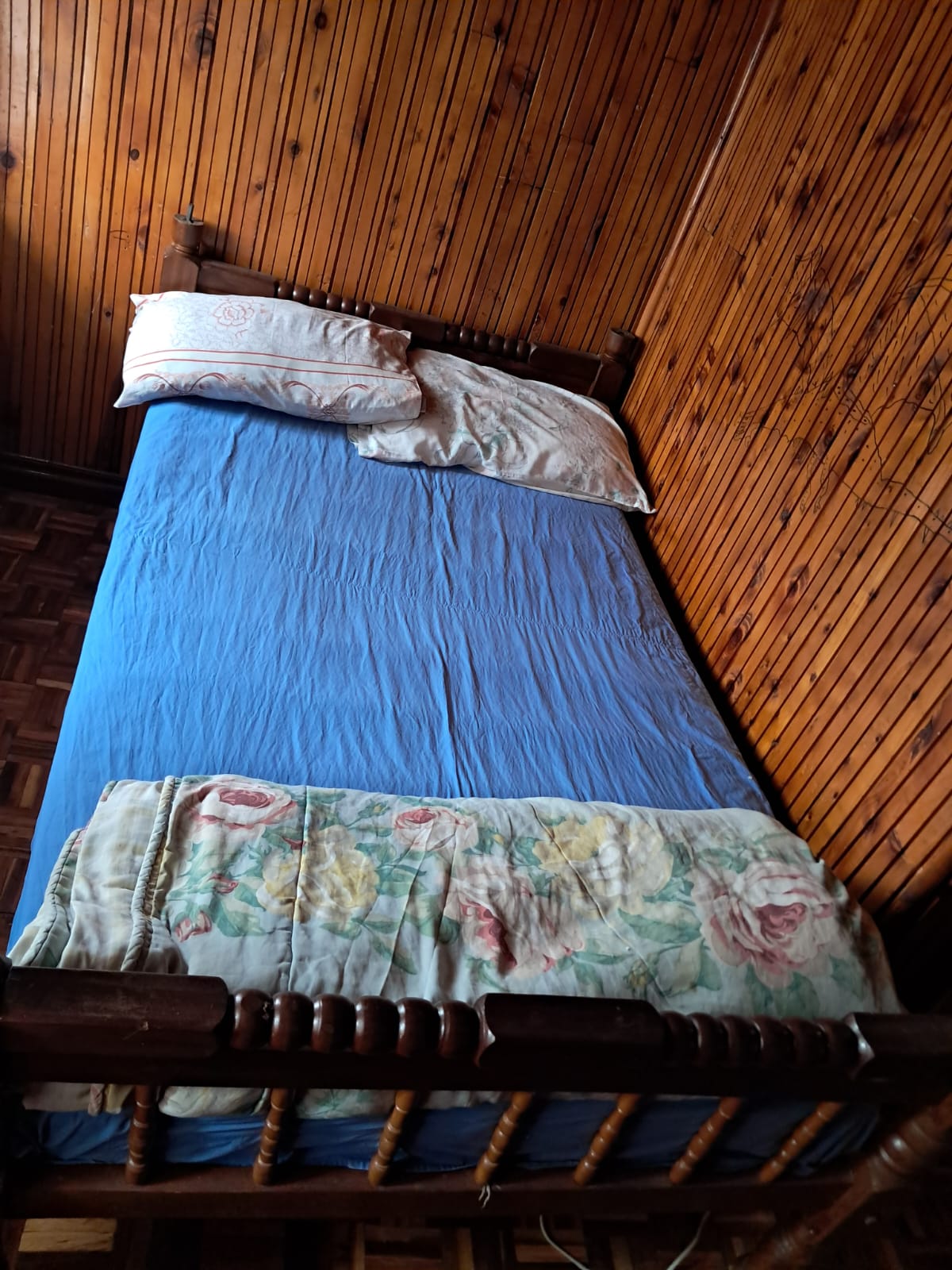 Simple 4 By 6 Bed+ Mattress 2 Simple 4 by 6 Bed+ Mattress