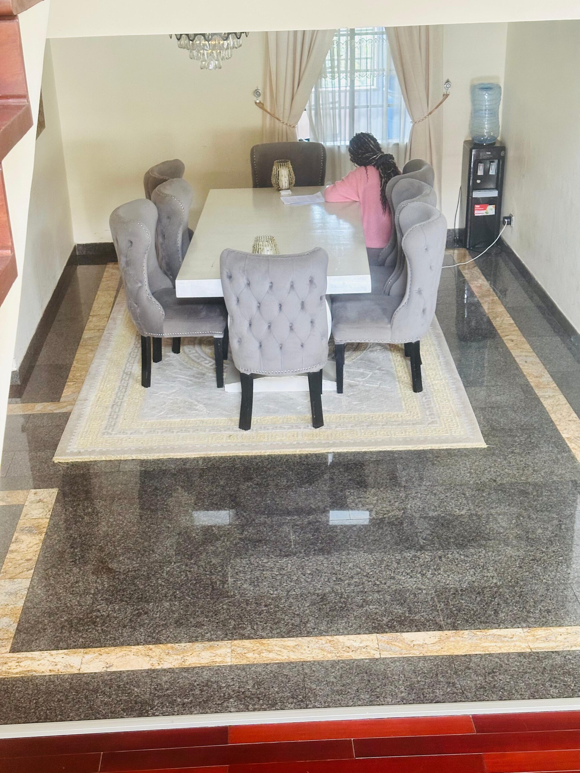Luxurious 8 Seater Dining Set