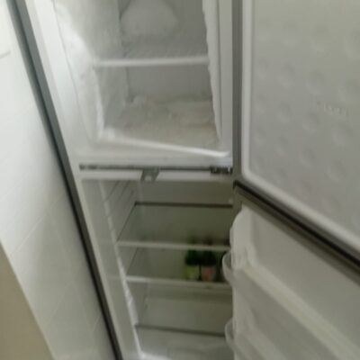 Reliable VON 170L Double Door Fridge Looking for a dependable fridge for your home or office? This VON 170L Double Door Fridge is a practical choice that offers enough storage space for your everyday needs. It features a separate freezer compartment and a spacious refrigerator section, making it easy to store fresh foods, drinks, fruits, vegetables, dairy products, and frozen items. The fridge is in good working condition and cools efficiently, helping keep your food fresh for longer. The shelves are well arranged, allowing you to organize your groceries with ease. Its double-door design makes accessing both the fridge and freezer convenient while helping maintain the right temperatures. With its compact size, this fridge fits comfortably in apartments, family homes, offices, or rental units without taking up too much space. It has been well maintained, is clean, and is ready for immediate use. If you're looking for a reliable, energy-efficient fridge at a great price, this VON 170L Double Door