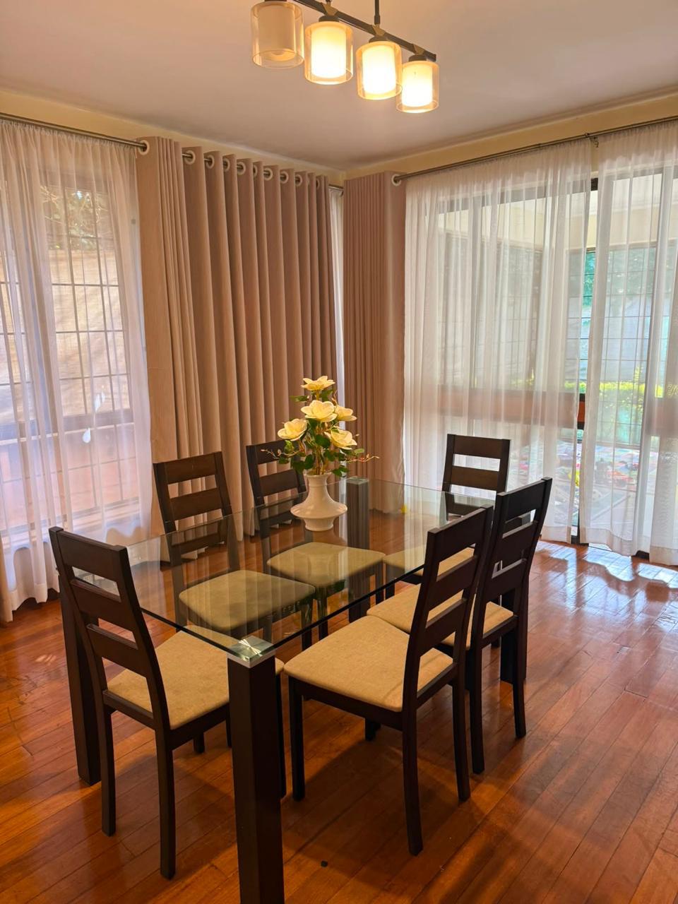 Cool 6-Seater Glasstop Dining set