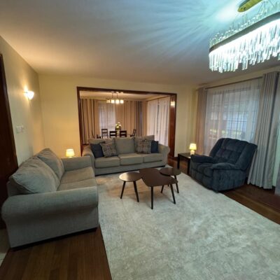 Spacious 6 Seater Sofa Set with Recliner