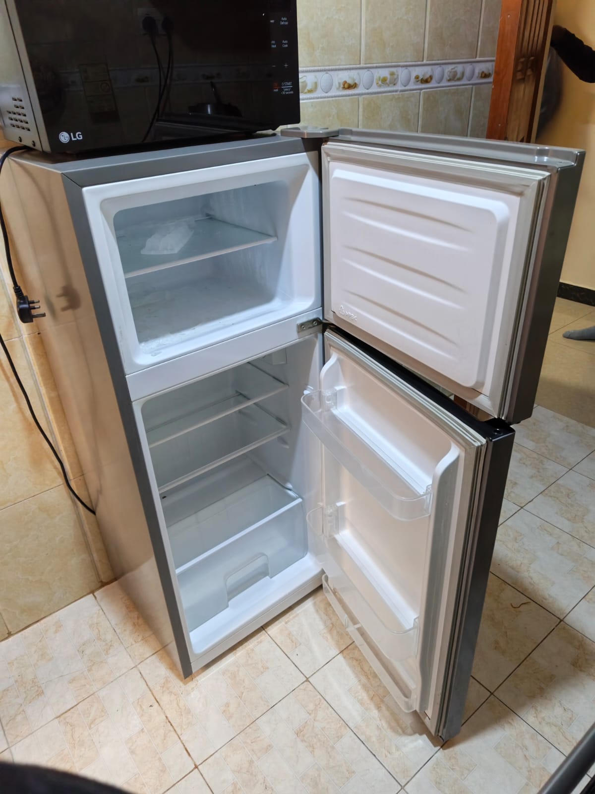 Hisense 120L Double Door Fridge