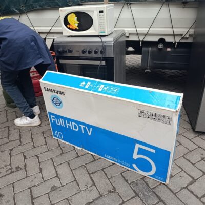 Samsung 40-Inch Smart TV