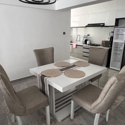 Stunning 4-Seater Dining Set