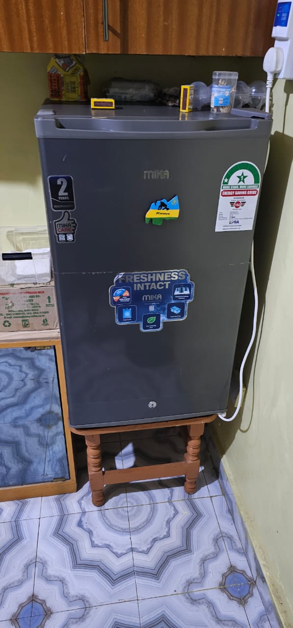 Clean 90L Mika Mini Fridge