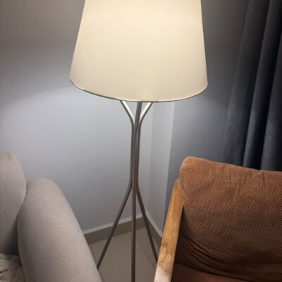 Stylish Lampstand