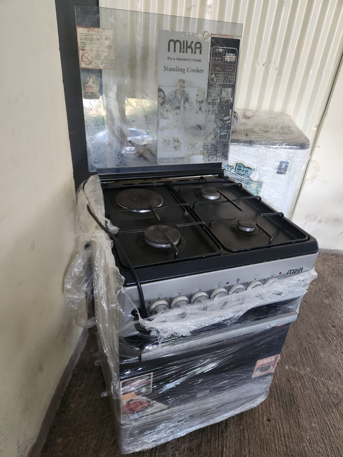 Mika Standing Cooker