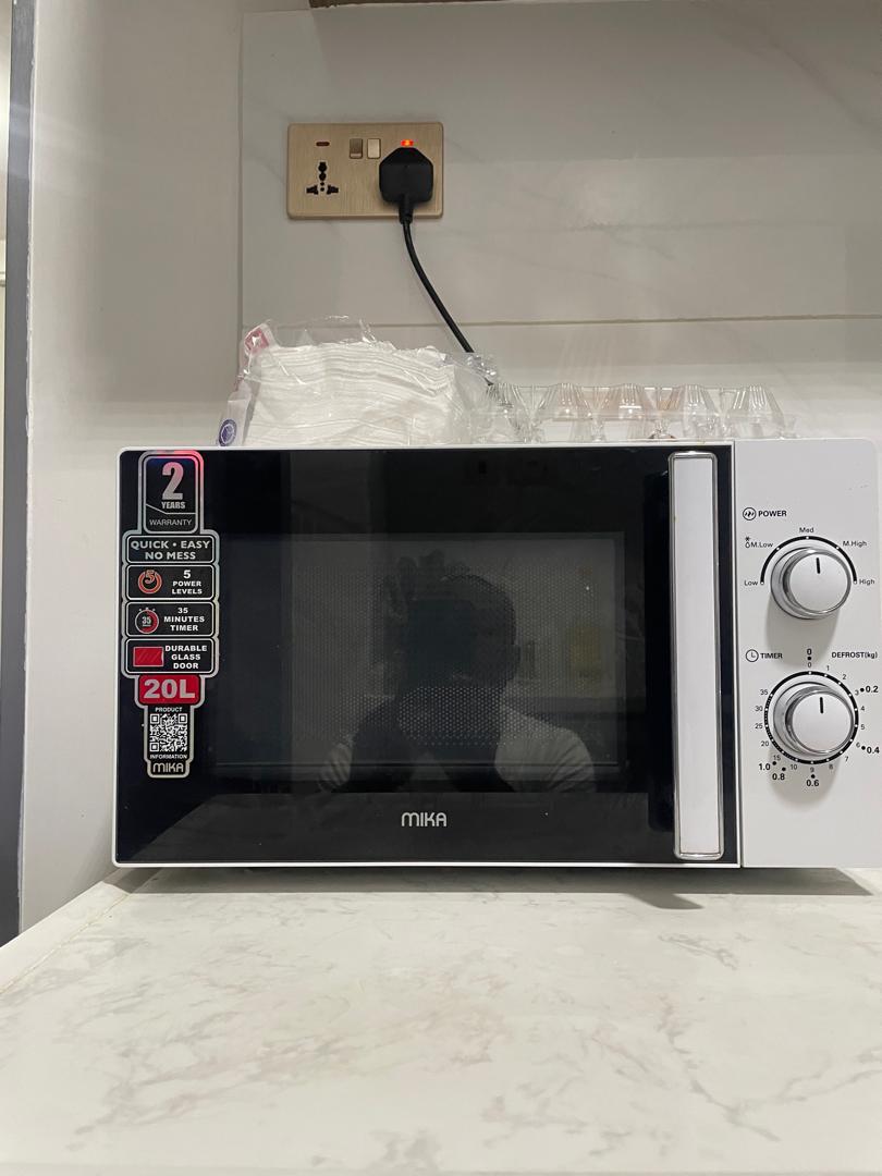 Clean 20L Mika Microwave On Sale 1 Clean 20L Mika Microwave