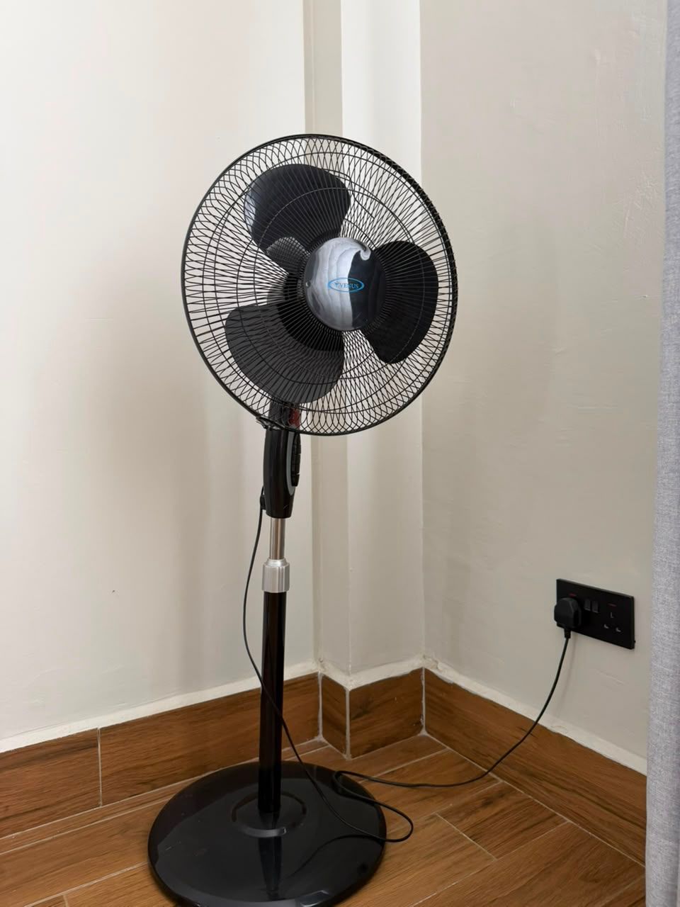 Slightly used Standing Fan